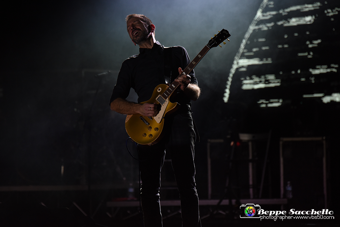 VBS_4183 - Concerto Edoardo Bennato - Peter Pan Rock 'n' Roll Tour.jpg